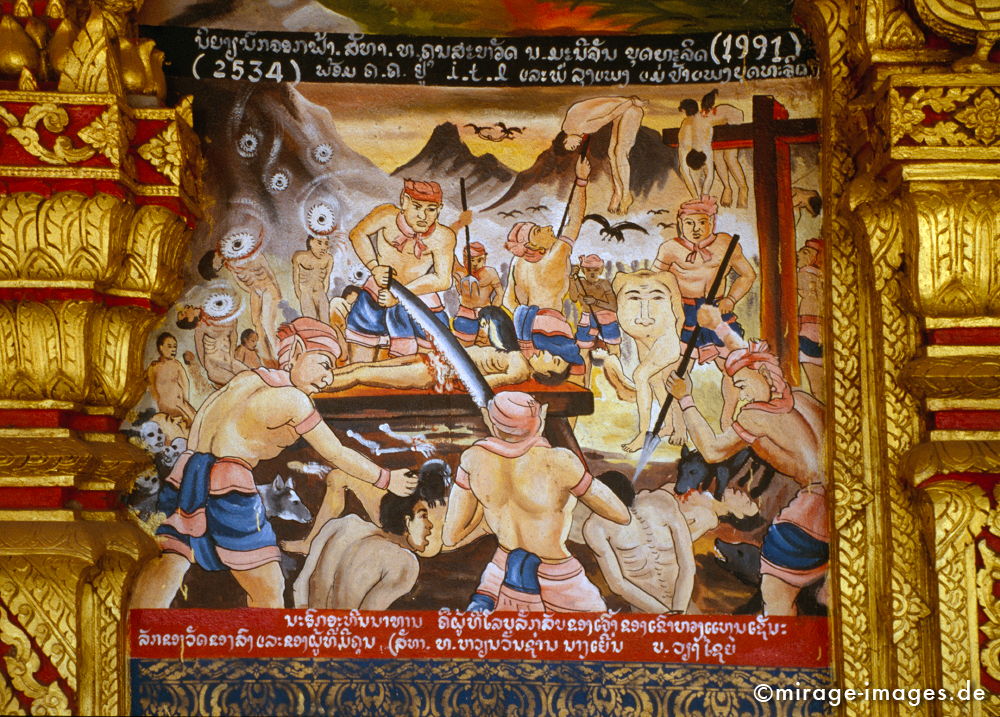 Wandmalerei im Tempel
Luang Prabang
Schlüsselwörter: Meditation, Buddhismus, Religion, Glauben, Spiritualität, Anbetung, Ruhe, zeitlos, Esoterik, Frau, weiblich, Glauben, gläubig, religiös, Kontemplation, Kloster, authentisch, Kunst, Hölle, Qualen, quälen, Wandmalerei, Gewalt, Brutalität, gold,