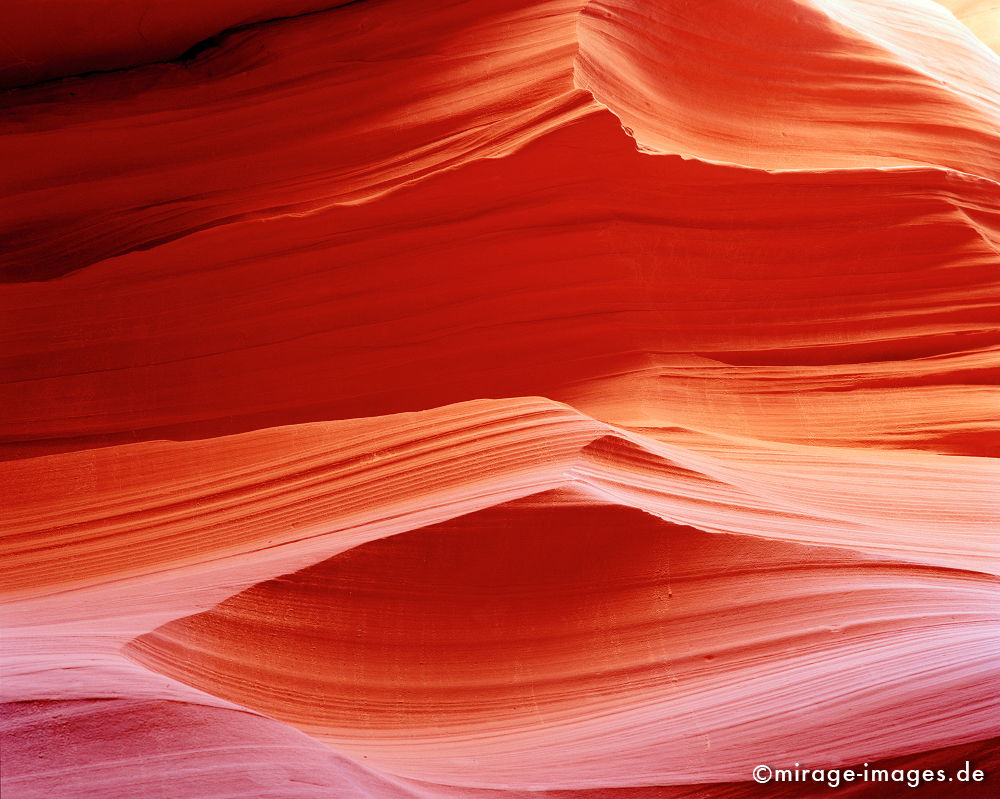 Waves
Antelope Canyon Navajo Nation Land
Schlüsselwörter: archaic, archaisch, cave, Geborgenheit, Heiligtum, Hoehle, landscape, Landschaft, mystic, mystisch, Natur, nature, orange, red, rot, sanctuary, Stein, stone, wilderness, Wildnis, Schlucht, Slot, Erosion