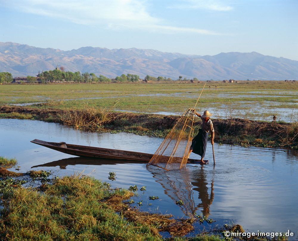 Fisherman
Inle Lake
