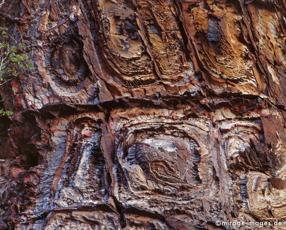 Rusty Rock
Kho Lanta Marine National Park
