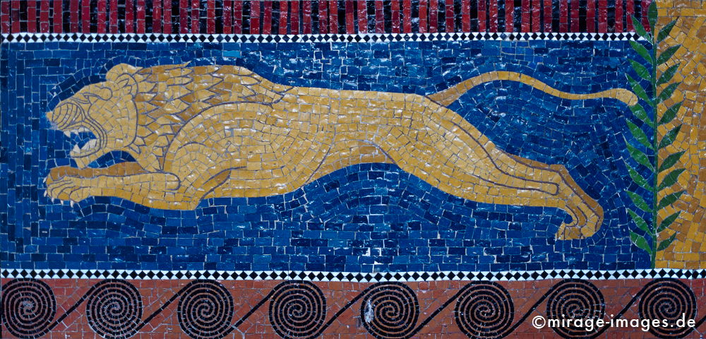 jumping lion
München
Schlüsselwörter: Tiere animals gelb Wand wall Fantasie fantasy Mosaik Stein filigran