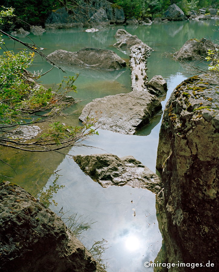 Lac de Derborence
Valais Derborence
Schlüsselwörter: Wasserfall, Wasser, fliessen, Ruhe, Natur, Stein, Meditation, Entspannung, entspannen, Wildnis, unberührt, frisch, klar, natürlich, Harmonie, authentisch, Felsen, Reinheit, Sauberkeit, Leben, zerbrechlich, empfindlich, romantisch, idyllisch, kühl,