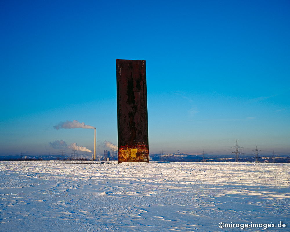 Bramme Schurenbach Halde 
Schlüsselwörter: Winter, winter1, Eis, Schnee, Kälte, kalt, Skulptur, blau, Frost,