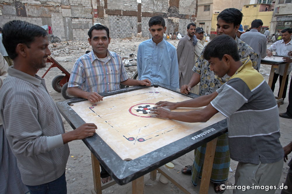 Playing Carom
Dubai
