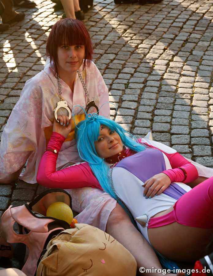 Japan Tag
Dsseldorf
Schlüsselwörter: Mdchen, Teenie, Lolita, Sex, erotisch, Rollenspiel, Cosplay, Comic, Manga, Anime, Jugendkultur, Japan, japanisch, Fernost, bunt, schrill, Pop, Popkultur, futuristisch, virtuell, Fantasie, bizarr, Gender, Spiel, Imagination, Fiktion, exotisch, Outfit,
