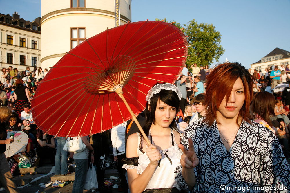 Japan Tag
Dsseldorf
Schlüsselwörter: traditionell, Kimono, Mädchen, Jugendlicher, Teens, Schirm, Rollenspiel, Cosplay, Comic, Manga, Anime, Jugendkultur, Japan, japanisch, Fernost, bunt, schrill, Pop, Popkultur, futuristisch, virtuell, Fantasie, bizarr, Abenteuer, schräg, niedlich, Gender,