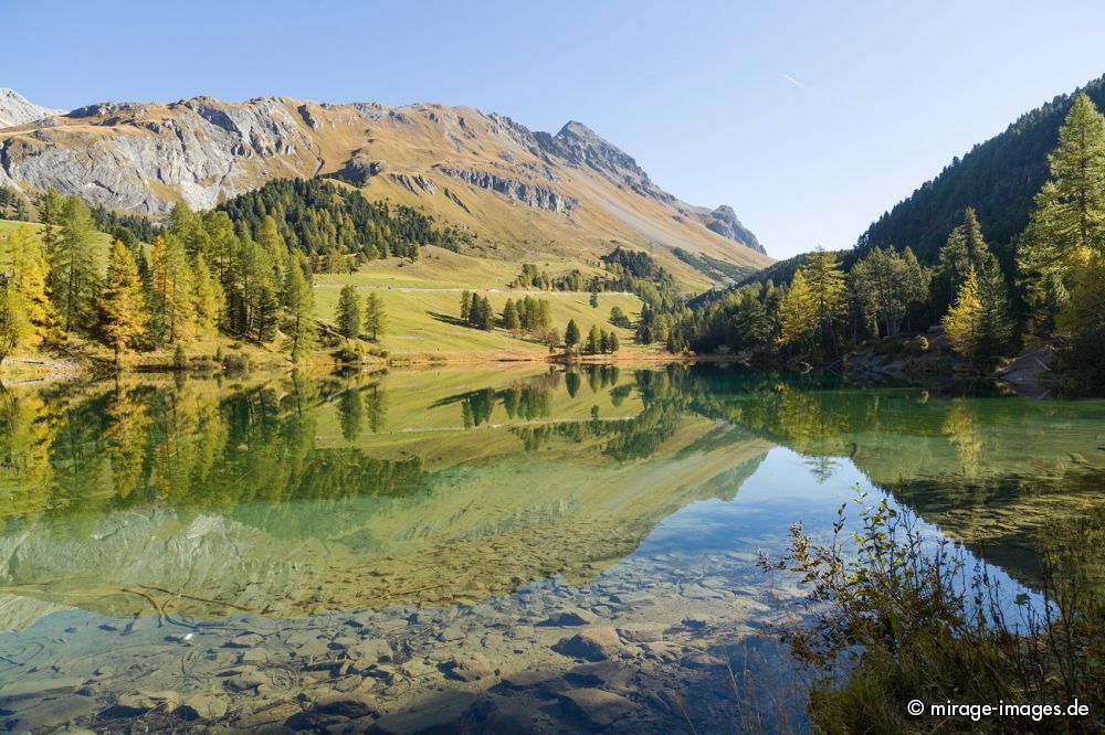 Palpuognasee - Lai da Palpuogna
Albulapass
Schlüsselwörter: See Herbst farbig Spiegelung Reflektion romantisch unberÃ¼hrt Natur natÃ¼rlich malerisch SchÃ¶nheit Harmonie Frieden friedlich Wasser Stille empfindlich rein sauber lakes1 sonnig positiv Gleichgewicht Farben Ufer Postkarte