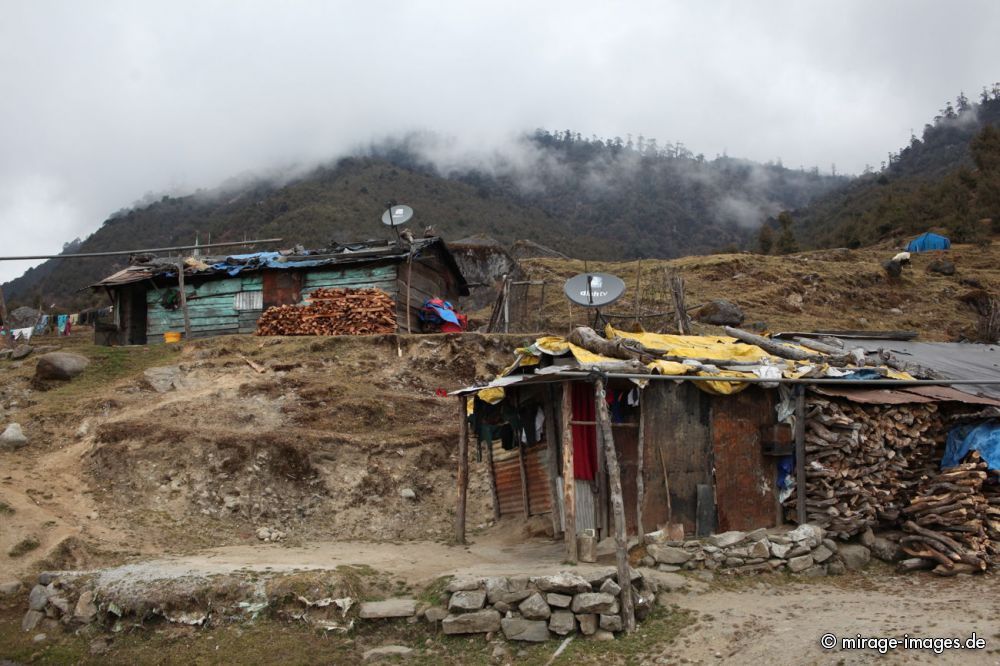 Contrast
Tawang
Schlüsselwörter: arm Satschüssel