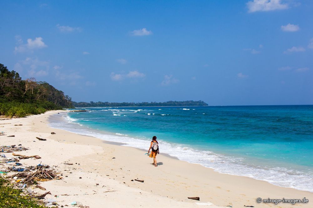 Smith and Ross Island
Schlüsselwörter: Insel Strand Sonne Meer Erholung Natur Wärme Sand Tourismus Traum romantisch arm tropisch
