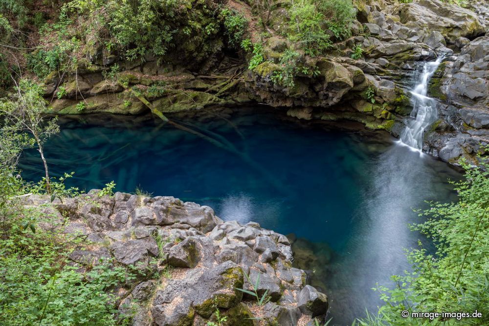 Blue Lagoon
Licanray
