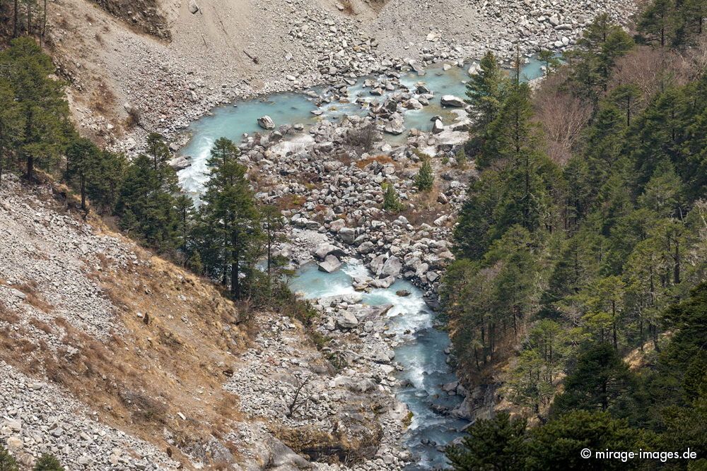 Dudh Koshi River
Khumjung - Gokyo Ri Trekking Trail
