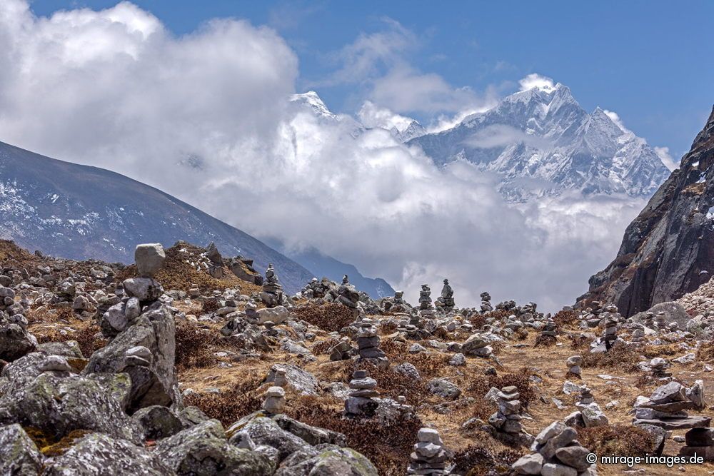 Cairns
Gokyo Lake I
