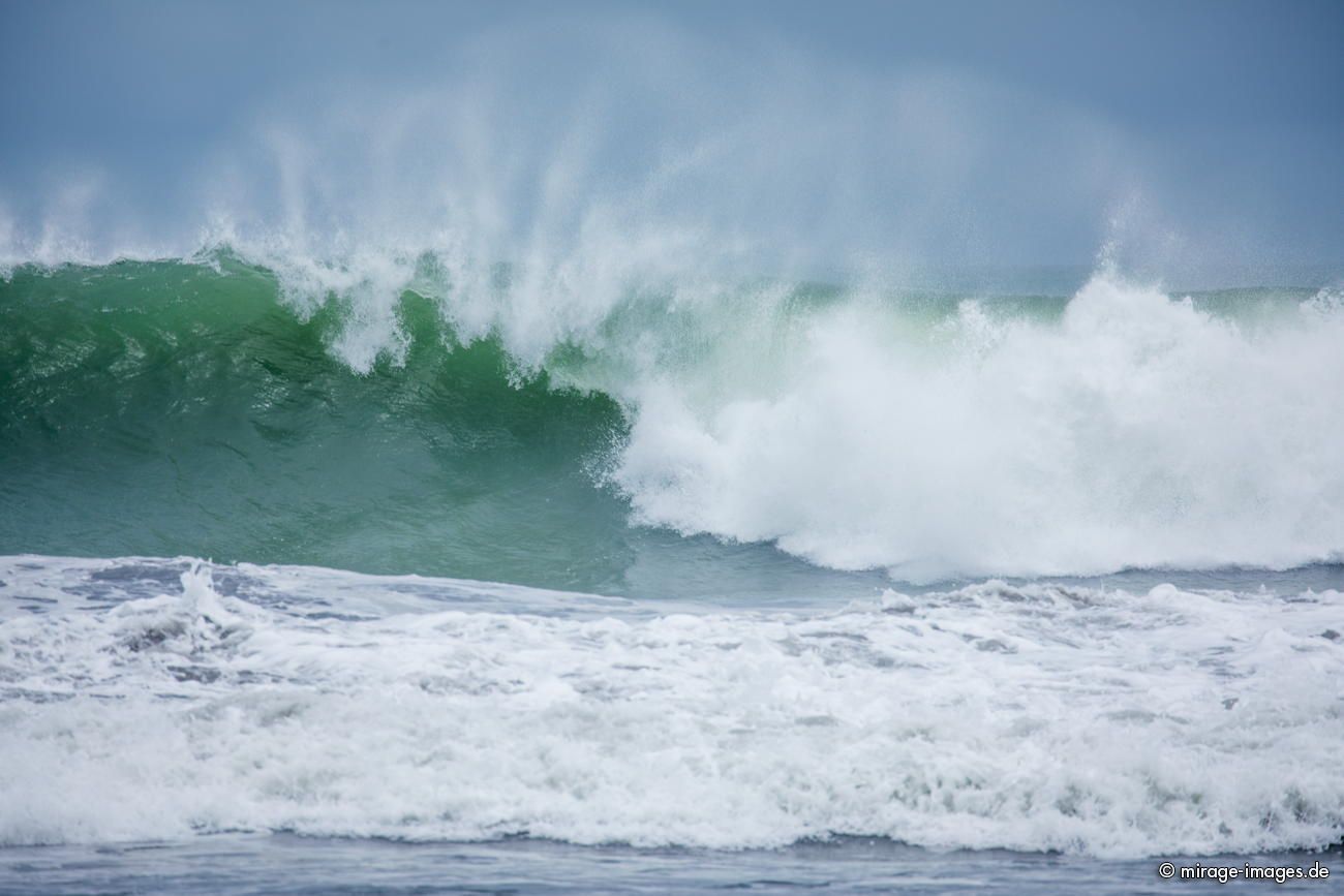 Big Wave at Playa Dominicalito
Puntarenas 
